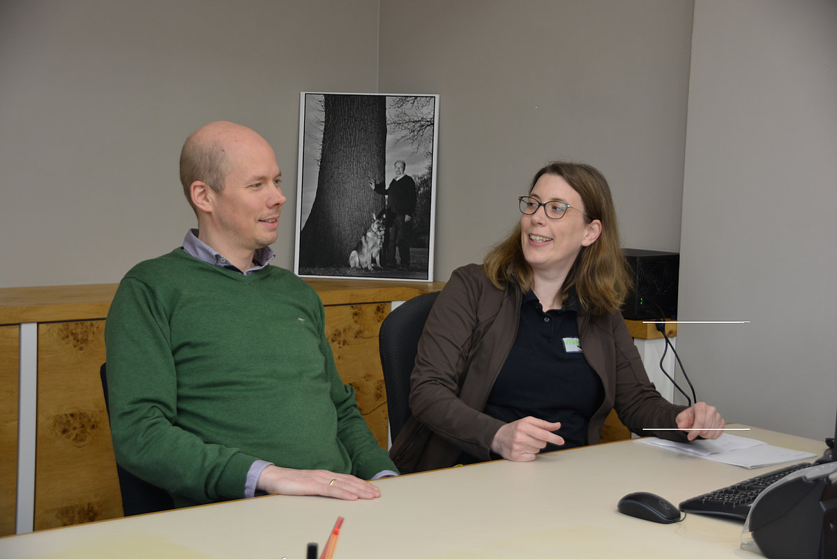 Nachfolge erfolgreich geschafft: Im Youngstarts-Podcast erzählen Anja und Bernd Wieskötter von der Übergabe der Familientischlerei und dem, was sie anderen mit auf den Weg geben können. Foto wfc